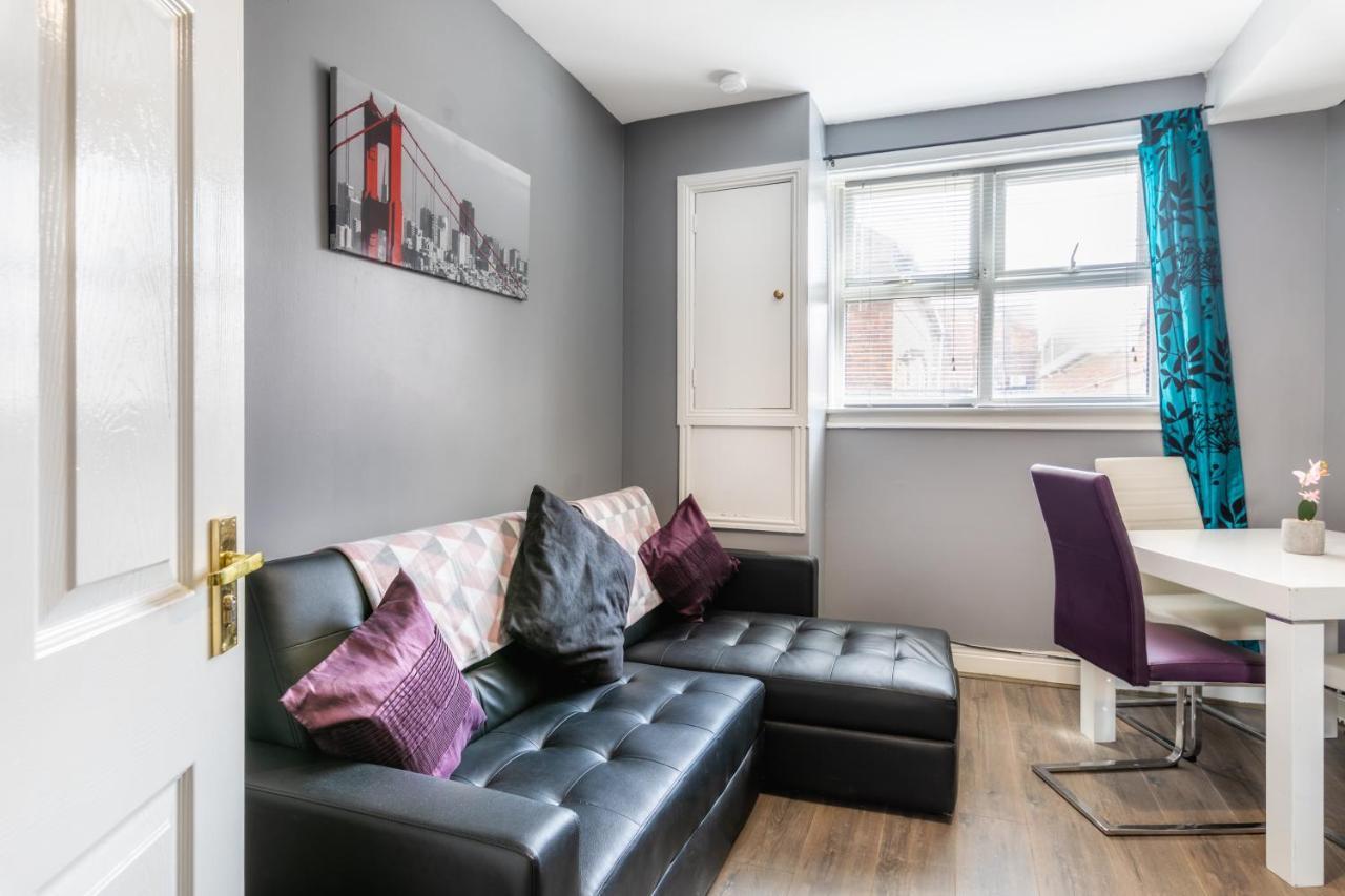 Sunderland City Centre Apartments Free Parking And Wi-Fi Zewnętrze zdjęcie